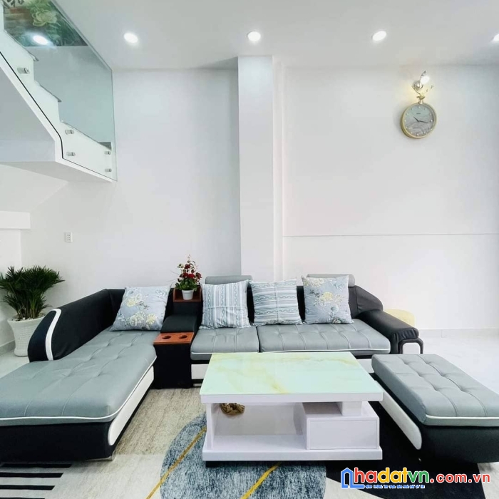 Bán nhà mới 4 tầng, hxh, lý thường kiệt - tân bình, 66m2, giá 10.8 tỷ!