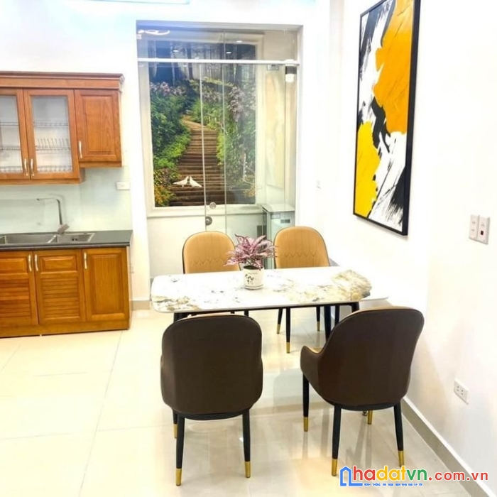 Bán  gấp nhà an trai, hoài đức, 5t x 42m2, mt 4.2m, lô góc, nhỉnh 2.95 tỷ.