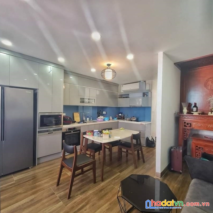 Lô góc - yên hoa 139m x 7 tầng, mt 7m, giá 24 tỷ.