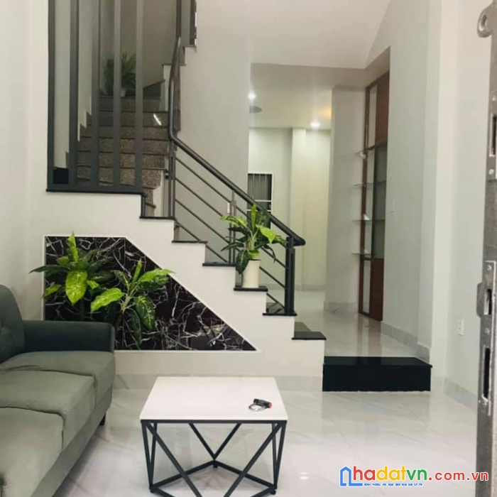 Bán nhà 3 tầng nguyễn trọng tuyển p2 tân bình 30m2 sát mặt tiền chỉ 3 tỷ 4