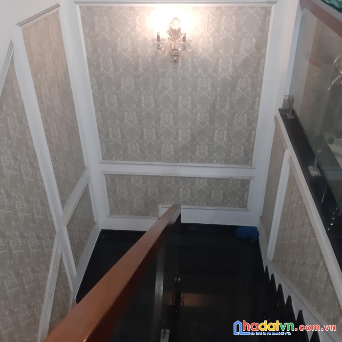 Nội thất nét đẹp  ql.13  tp. thủ đức gần kdc vạn phúc, hxh, giá 8,8 tỷ.