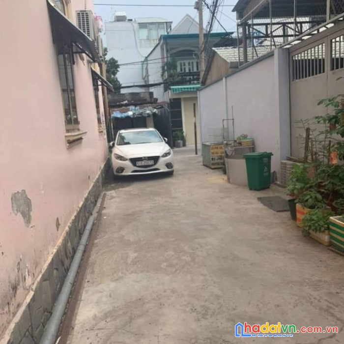 Bán nhà c4, 2 mặt hẻm xe tải đường nguyễn sơn, 71m2 chỉ 6.3 tỷ, ngang 6.25m, gần khu ăn uống