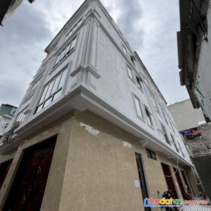 Bán nhà 2 thoáng mặt ngõ ô tô tránh văn cao, ba đình, 40m2x5 tầng, nhỉnh 9 tỷ.