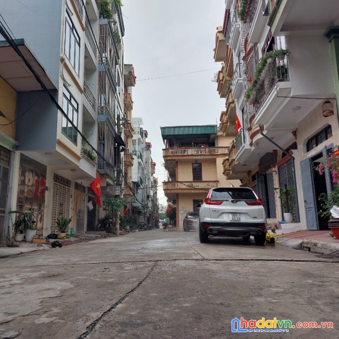 Bán đất tặng nhà khu đô thị pháp vân , hoàng liệt , hoàng mai, phân lô vỉa hè, ô tô tránh, kd ác