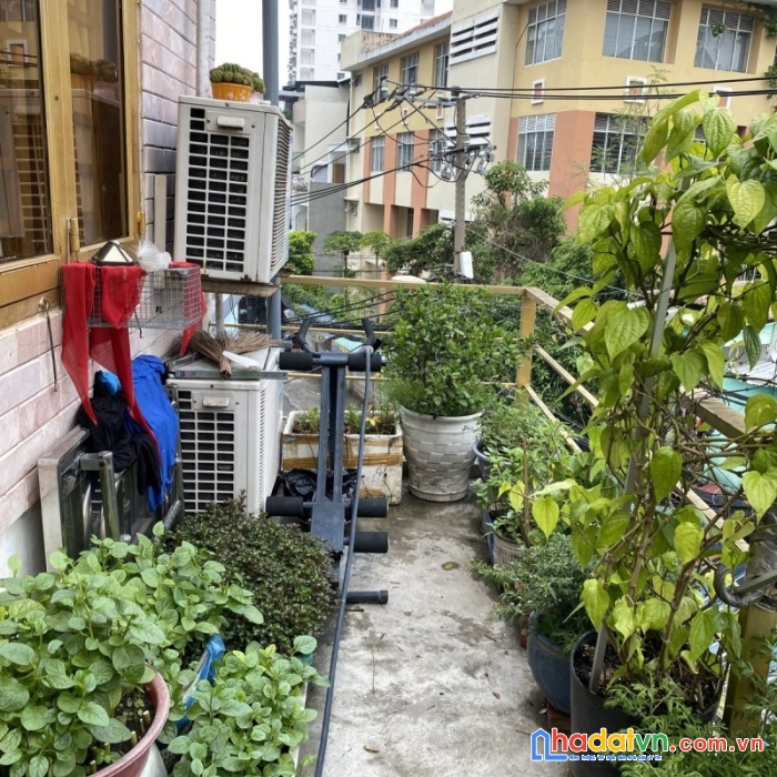 Bán nhà phú nhuận mặt tiền 40m2 3 tầng btct nở hậu gần 5m giáp phan đăng lưu nguyễn văn đậu 6.99
