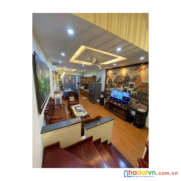 Nhà 5 tầng - mặt ngõ thông - kinh doanh buôn bán - phố hào nam phường ô chợ dừa - quận đống đa -