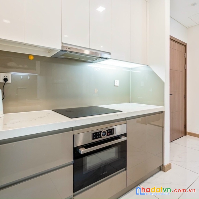 <hot> 2pn, 2wc, 80m2, nhà trống, vins central park