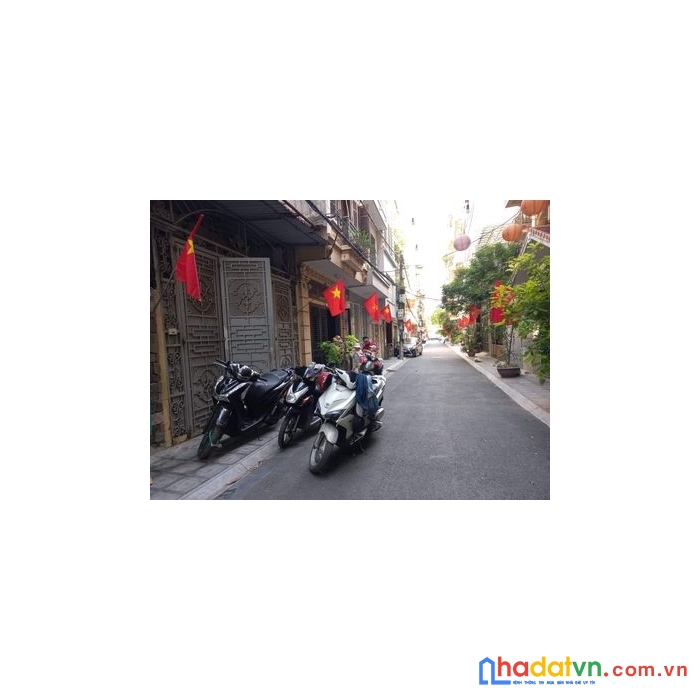 Bán gấp-nhà đẹp-ba đình-mặt ngõ thông -30m phố-ba gác tránh- sổ nở hậu-36m2 chỉ 4,3tỷ 
