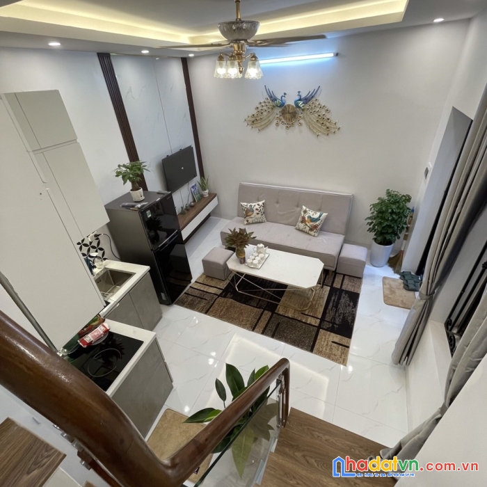 Lô góc nhà đẹp tầm tiền ở ngay ngọc khánh dt 29m2/4t/4mmt giá nhỉnh 3 tỷ lh 0799198898