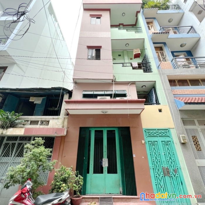 Nhà 5 tầng hxh sau lưng trần hưng đạo p.cầu kho q1