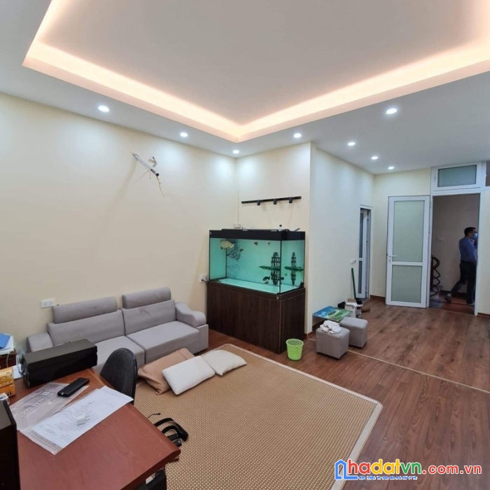 Nguyễn khánh toàn, dt 69m x 4 tầng, mặt tiền 4.4m, 6 tỷ 3
