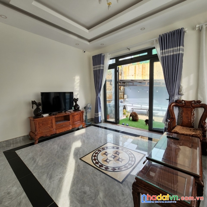 Cho thuê gấp biệt thự đẹp mới xây đường trịnh hoài đức, đà lạt giá 25 triệu/tháng