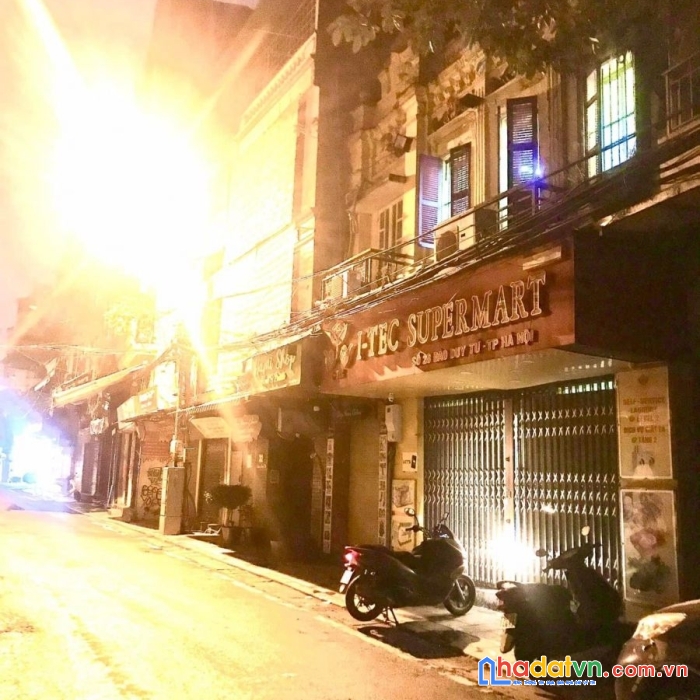 Chính chủ bán nhà mặt phố số 28 đào duy từ, hàng buồm, hoàn kiếm, hà nội