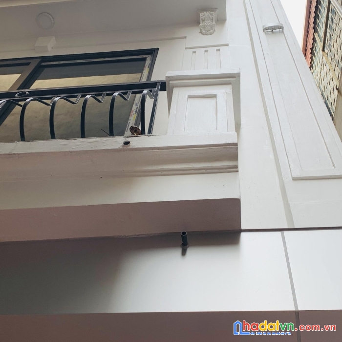 Bán nhà phố định công thượng, hoàng mai, dt 30m, mới xây 5 tầng cách oto 70m