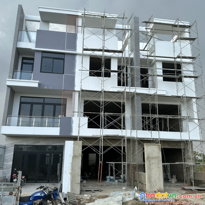 Cần bán nền shophoue trục chính fenice king bay