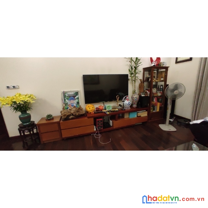 Chính chủ cần bán căn hộ số 12a tầng 25 toà r2a royall city, thanh xuân dt145m2 giá 8.5 tỷ
