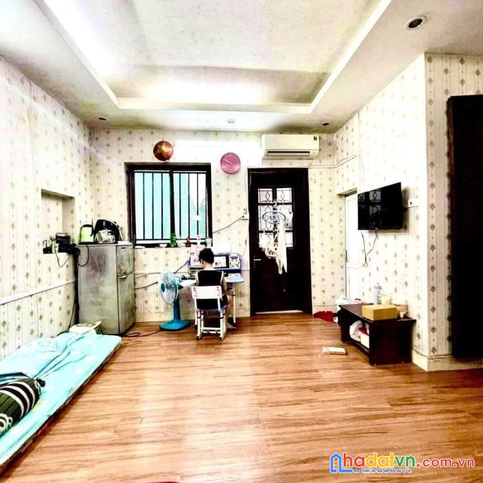 Chính chủ bán nhà mặt ngõ 115 nguyễn khuyến gần văn miếu, 28m2x4t, mt 5.5m, oto đỗ cửa, 5.8 tỷ