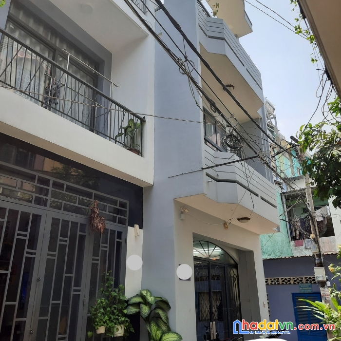 Hẻm sạch sẽ an ninh dân trí tốt – yên đỗ - 40m2 – 3 tầng – ngang 4.2m – chỉ 6.3 tỷ