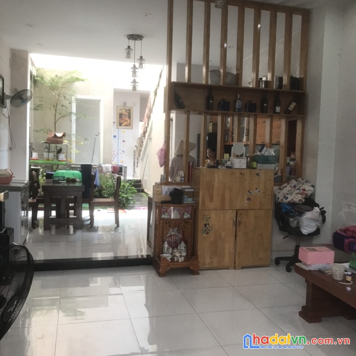 Chính chủ cần bán nhà tại hồ chí minh.