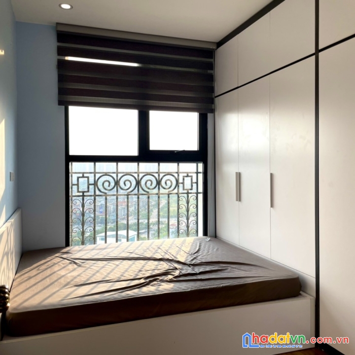 Cần bán gấp cccc tòa e2 emerald ct8 mỹ đình, 3 ngủ 2 wc, 97m2, full đồ nội thất zfnuv