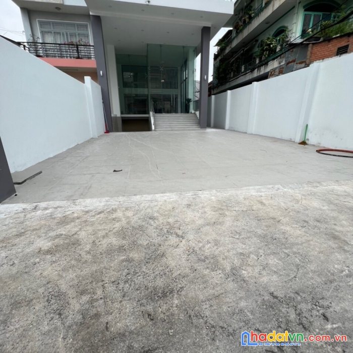 Cho thuê nhà mặt tiền tân kỳ tân quý 9x62m