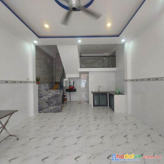 Bán nhà giá rẻ mtkd 12m thông nguyễn sơn dtsd 70m2 chỉ 5ty5