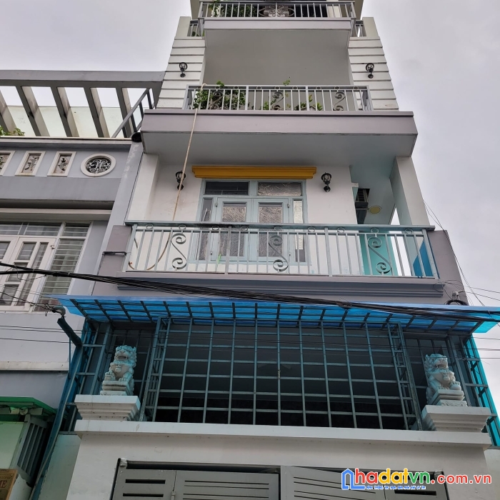 Bán nhà ngay trung tâm trường thọ gia s7ti900