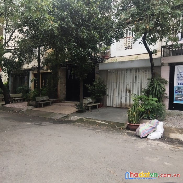 Nhà 2 tầng ( 4.5x12) đặng thùy trâm p13 bình thạnh.giá 5 tỷ