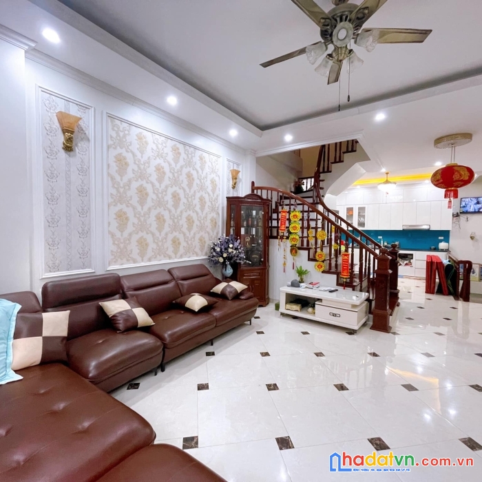 Cần tiền bán gấp nhà phố lý thường kiệt - hà đông- dt 50m, 6 tầng, kinh doanh, vp