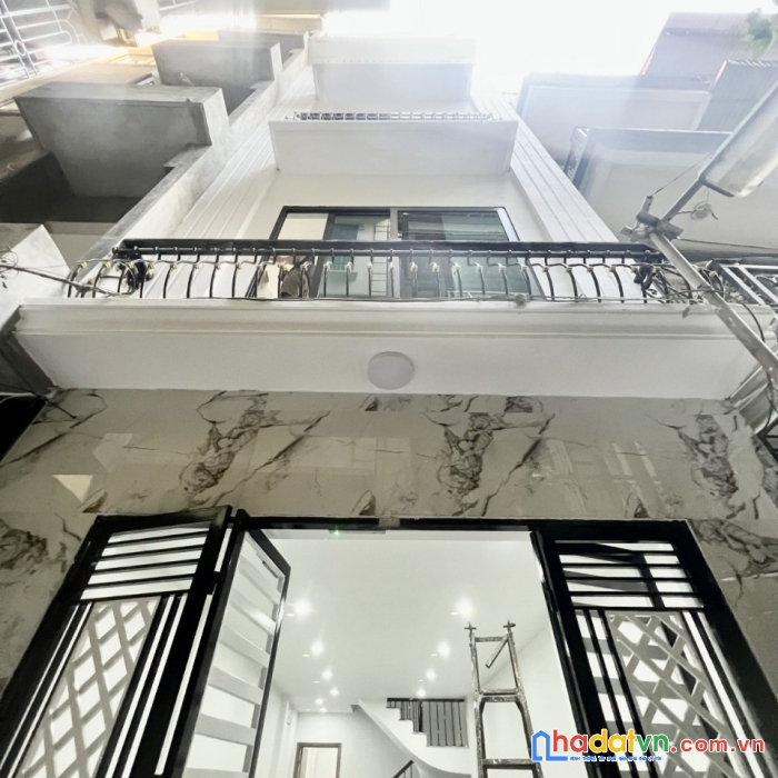 Bán nhà mới koong lâm du 4 tỷ cách phố 15m