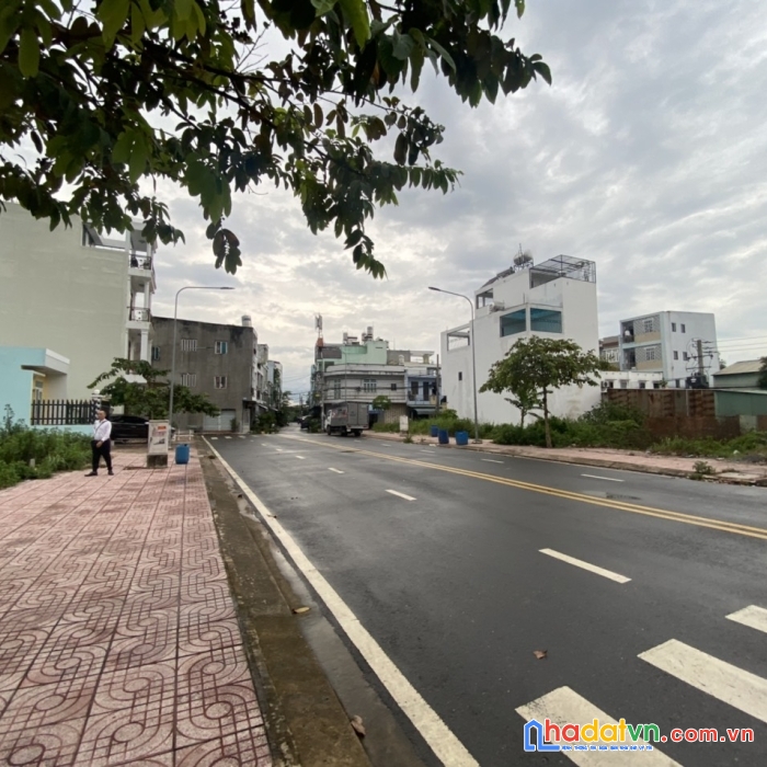 Hàng hiếm mt hòa bình q11, 15x55 giá 88 tỷ