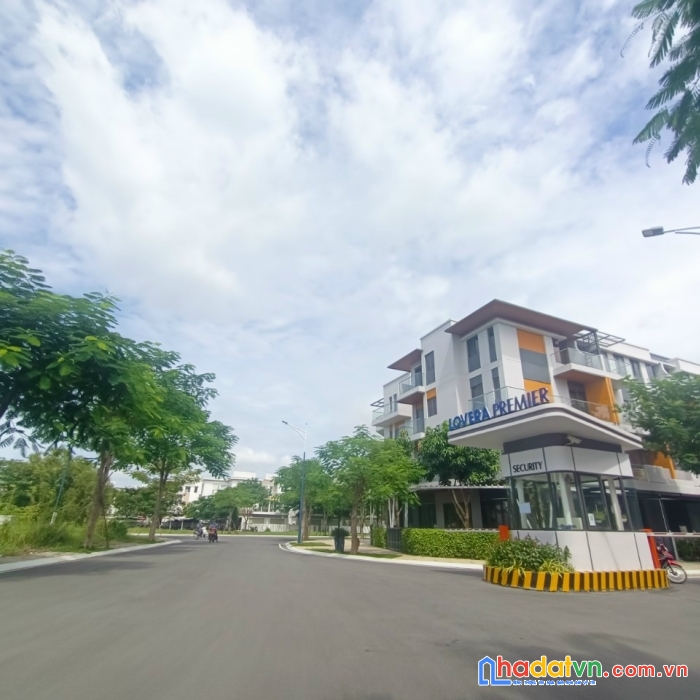 Cần bán nhà phố liền kề cao cấp khu dân cư phong phú 4