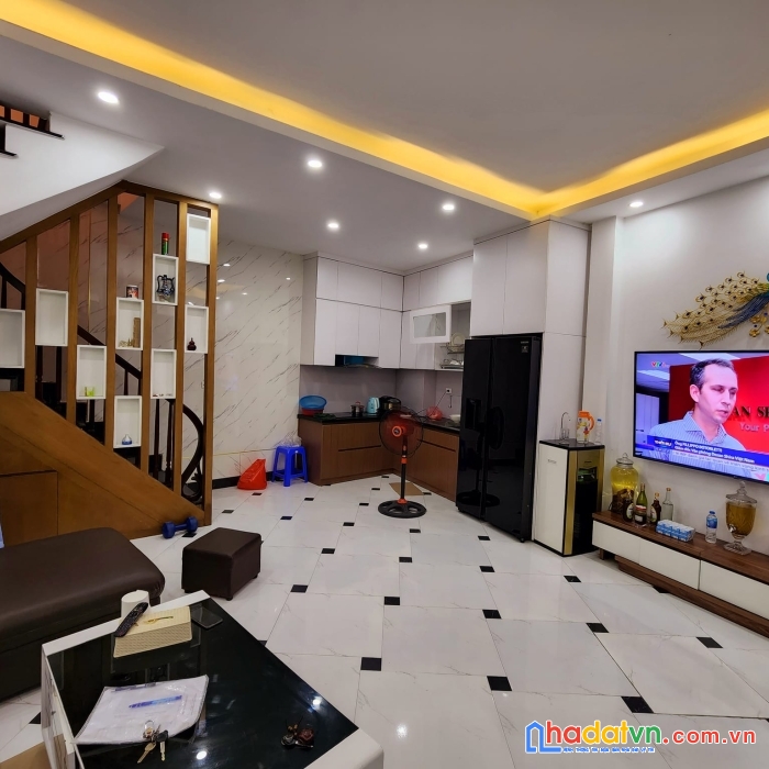Bán nhà nguyễn hữu thọ,đại kim,dt 42m2 x5t,mới,đẹp,ở luôn,giá 3.49 tỷ,ngõ 3m
