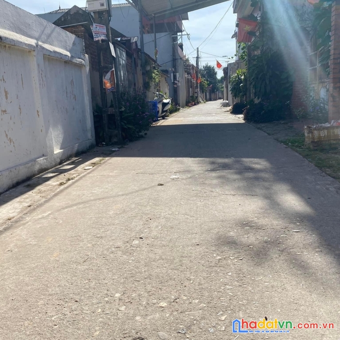 Mở bán siêu phẩm kinh doanh , trục chính