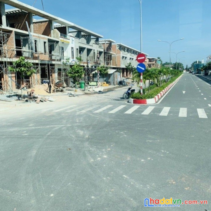 Cần bán gấp lô đất vị trí đắc địa, thu hồi vốn bán nhanh, bớt lộc cho khách thiện chí.