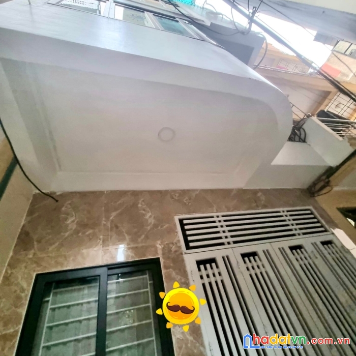 Bán nhà trương định - 50m2 x 5 tầng - ngõ thông, 10m ra ô tô, ba gác đỗ cửa - giá chỉ hơn 4 tỷ