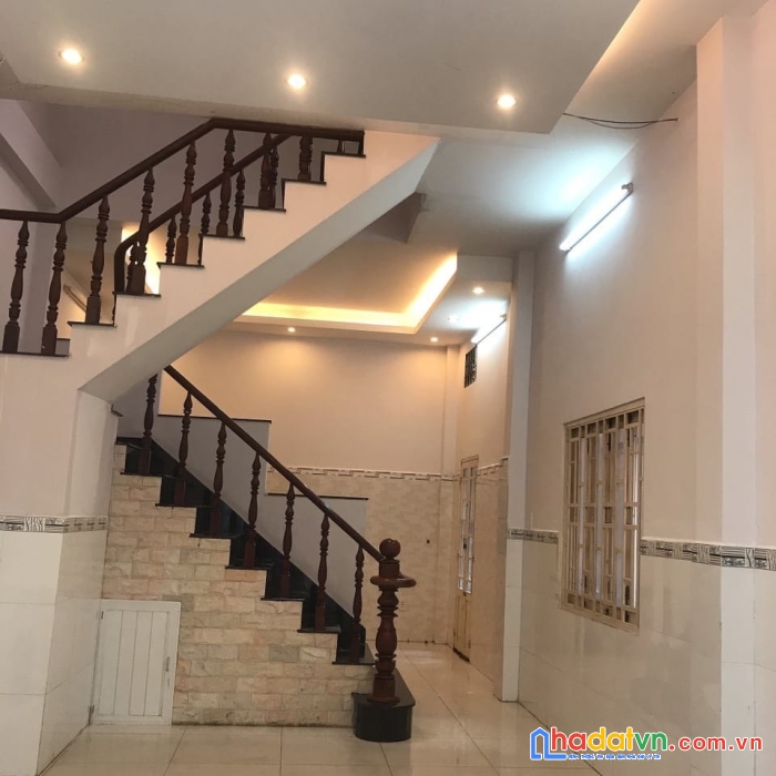 Liền kề saigon pearl – võ duy ninh đường trước nhà 4m – 43m2 – ngang 4.2m – 3 tầng – đang cho thuê