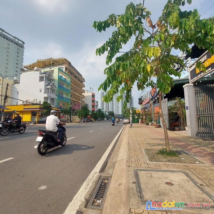 Bán nhà 2 mt đường tô hiệu - phan anh, dt: 20x7m, 4 tâng, 6pn, 21.9 tỷ