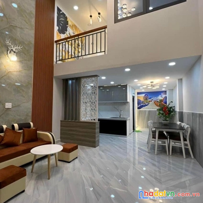 Nhà mới vào ở ngay, 3 tầng, tên lửa, bình tân, 4x20, giá 7,8t