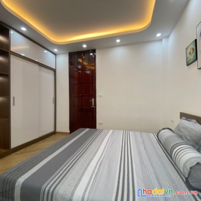 Bán nhà phố vũ tông phan: 46m2, 5 tầng, 3 ngủ, mt 4.5m, gần ngã tư sở. 3.6 tỷ