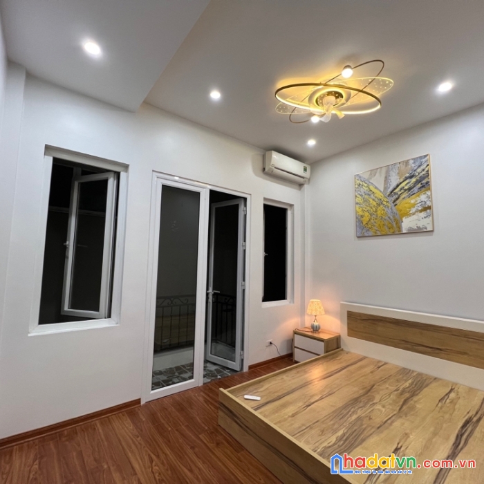 Bán nhà phố nguyễn an ninh: 54m2, 6 tầng, 5 ngủ, mt 5m, ô tô đỗ cửa. hơn 6 tỷ
