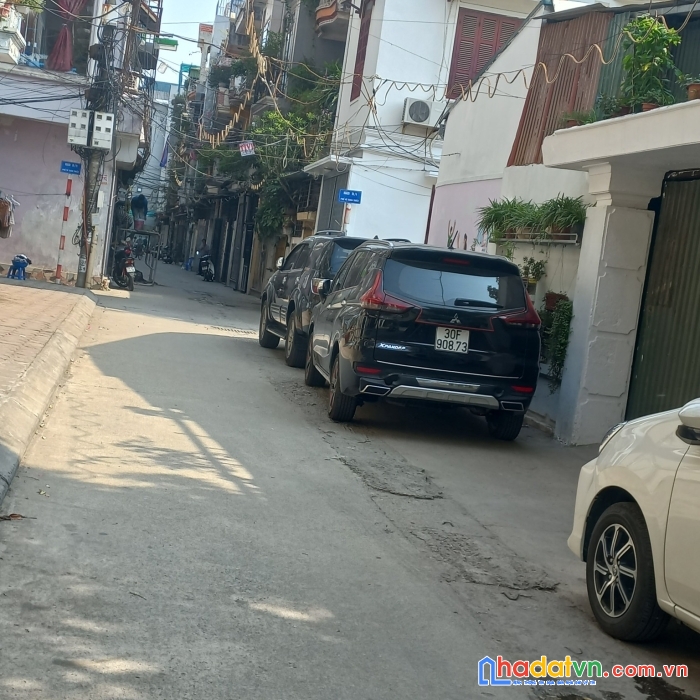 Bán gấp nhà phố hồng tiến, ngõ ô tô thông nguyễn văn cừ, ở ngay.