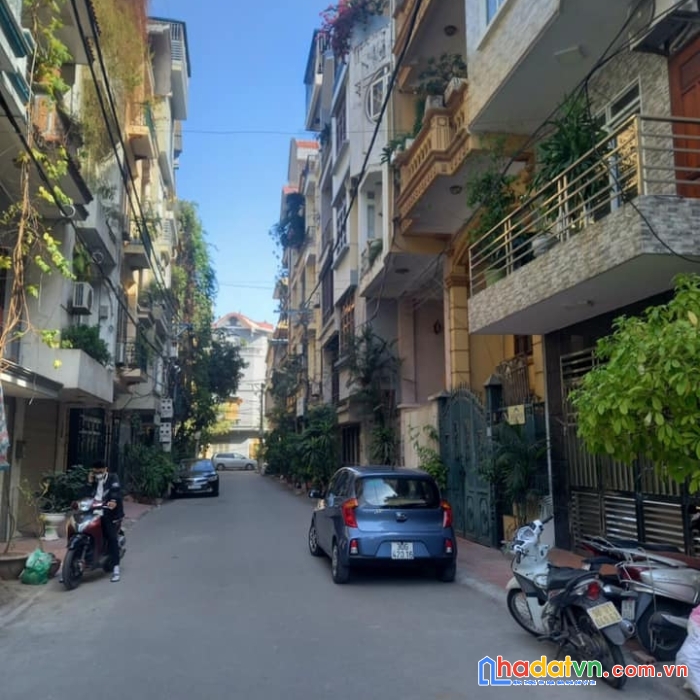 Bán đất nghĩa đô, cầu giấy 60m2. xây tòa nhà 7 - 8 tầng thang máy, kinh doanh đỉnh