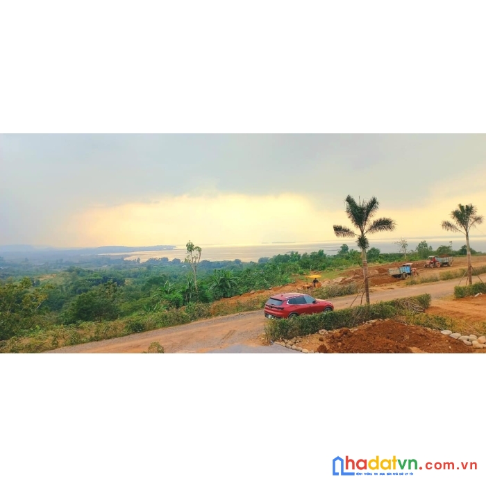 Vườn hồ trị an view chính diện hồ trị an làm nhà vườn cực đẹp