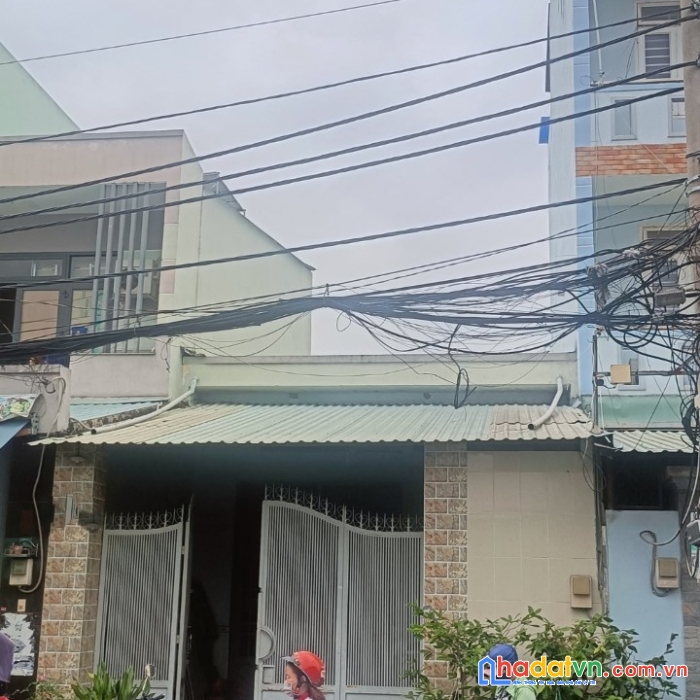 Bình tân, hxt thông ôtô ngủ nhà, sát mt lê văn quới, gần bốn xã, ngang khủng 5.5m, sổ vuông a4,