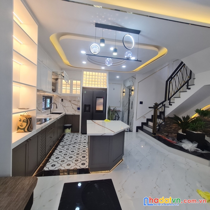 Nhà siêu đẹp 2 mặt tiền khu sang hoàng văn thụ,pn dt sàn 195,1m2 kc 5 tầng+st 14,5 tỷ tl o934056887