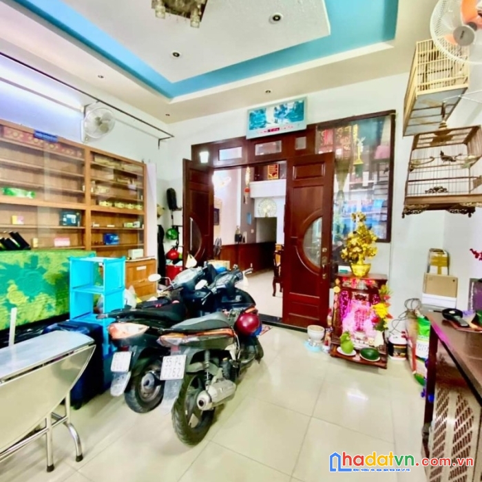 Mặt tiền gò dầu. tân phú