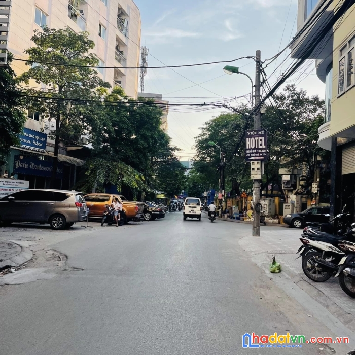 Nhà đẹp_ giá hợp lý ở mỹ đình kinh doanh sầm uất, vỉa hè rộng 60m2, 5 tầng