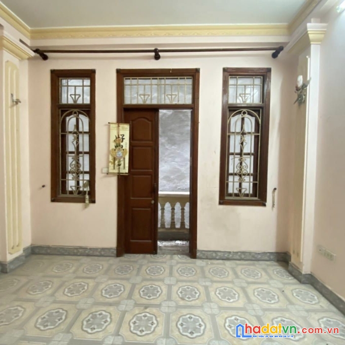 Siêu rẻ nhà 40m 5 tầng phố quan nhân thanh xuân ngõ thông ô tô kinh doanh nhỉnh 4 tỷ lh 0975124520