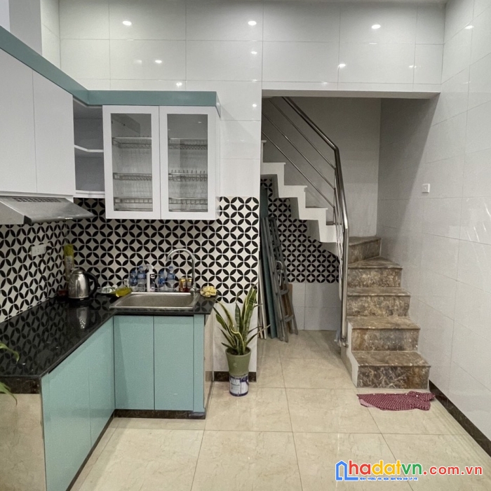 Cực hiếm ở luôn nhà phố hoàng hoa thám ba đình dt 32m2 4t 4mmt 3 ngủ nhỉnh 3 tỷ lh 0799198898